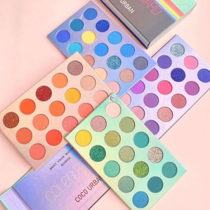 16-Shade Eyeshadow Palette 5 of 5