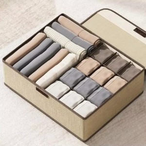 13-Grid Foldable Undergarment Organizer