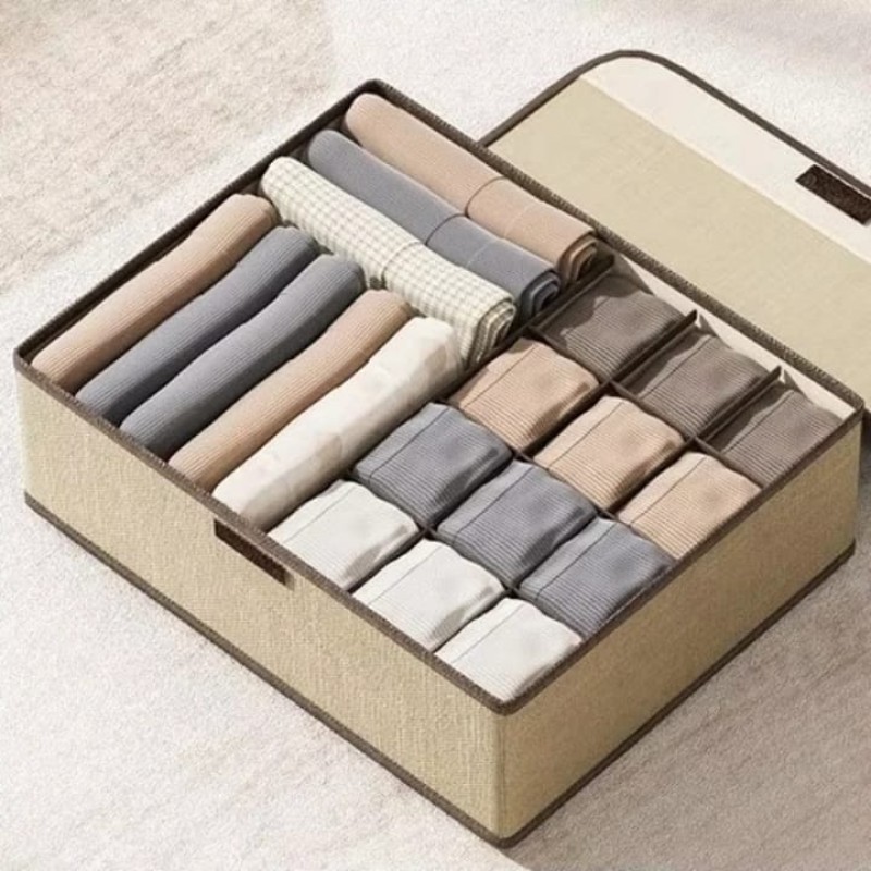 13-Grid Foldable Undergarment Organizer