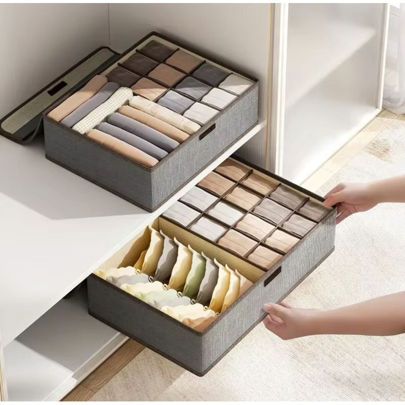 17-Grid Undergarment Organizer with Lid 2 of 4