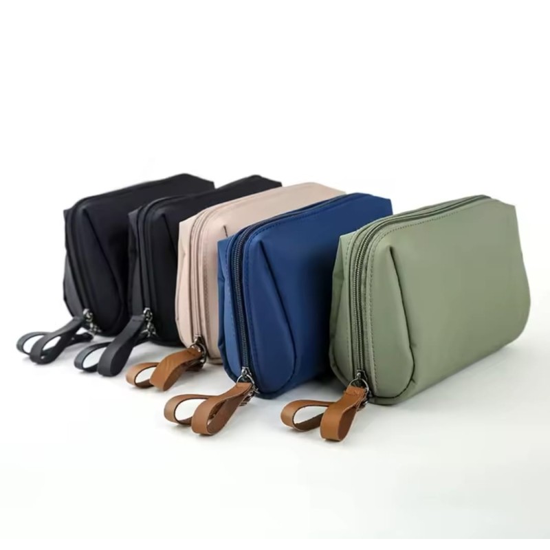 Small Mini Toiletry & Portable Makeup Bag 3 of 6